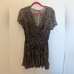 GUC Francesca's Collections Black Floral Mini Dress